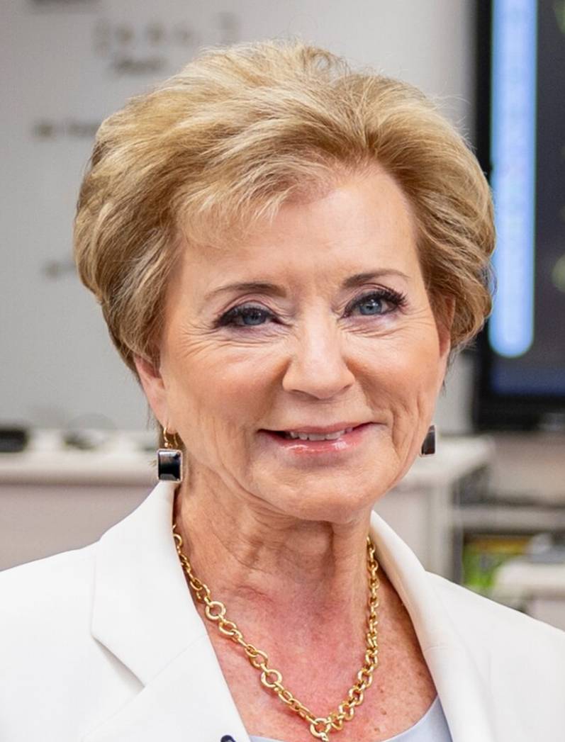 Exec: Linda McMahon, Secretary of Education
